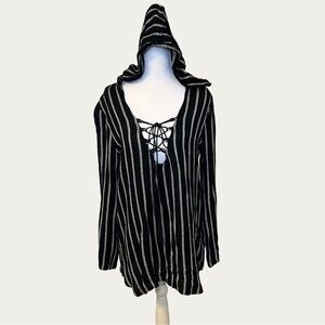 Billabong Black and White Striped‎ Coverup Tunic Lace Up Front Size Medium